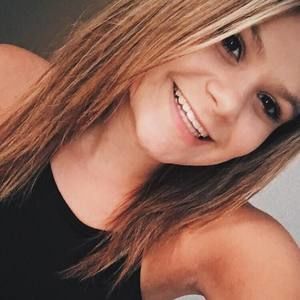 Meet your Posher, Bella